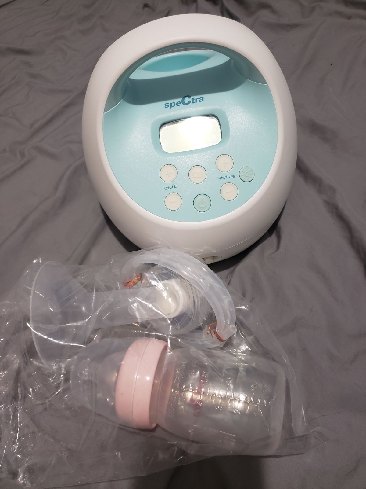 Spectra s1 breast pump with 1 set of new