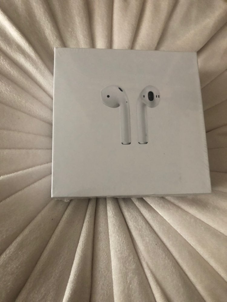 Apple AirPods 2nd generation