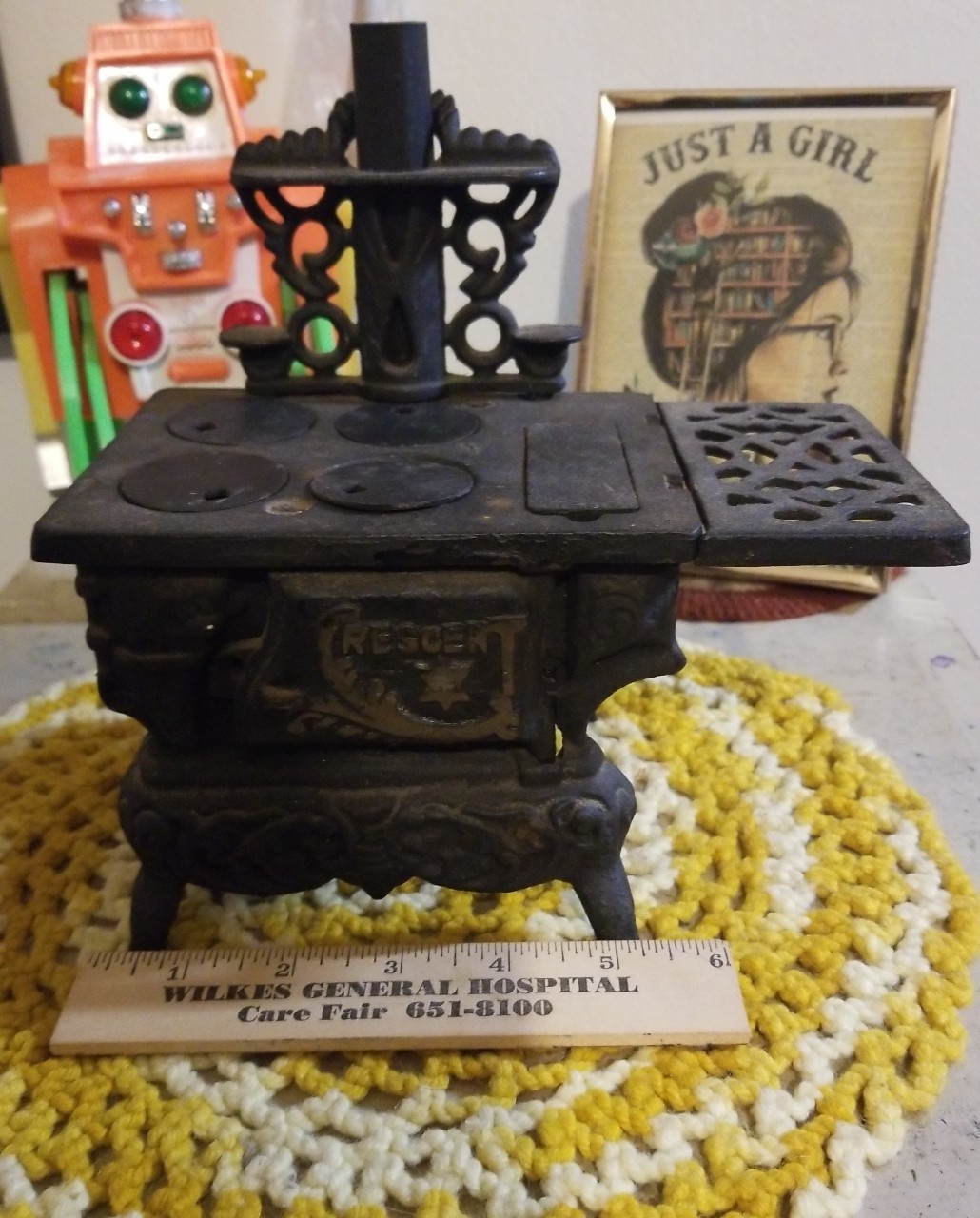 Vintage Crescent Miniature Cast Iron Stove Salesman Sample