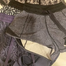4 pairs Lululemon hotty hot shorts regular size 4