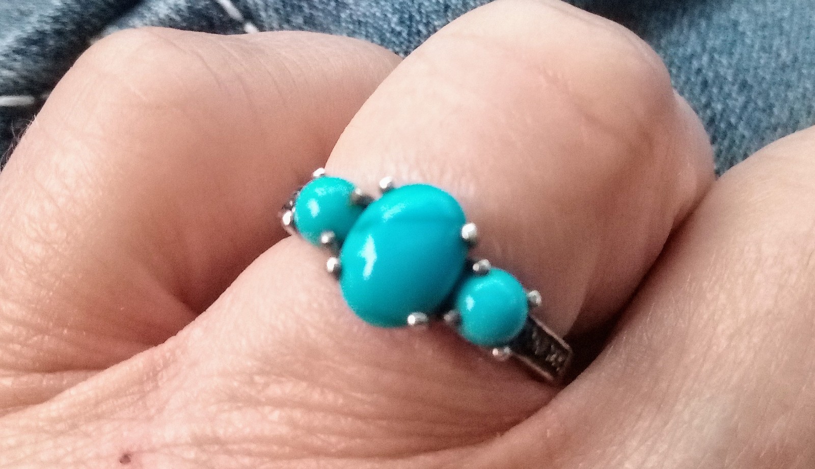 Sleeping beauty blue turquoise & black diamond 3-stone ring size 6 sterling 925