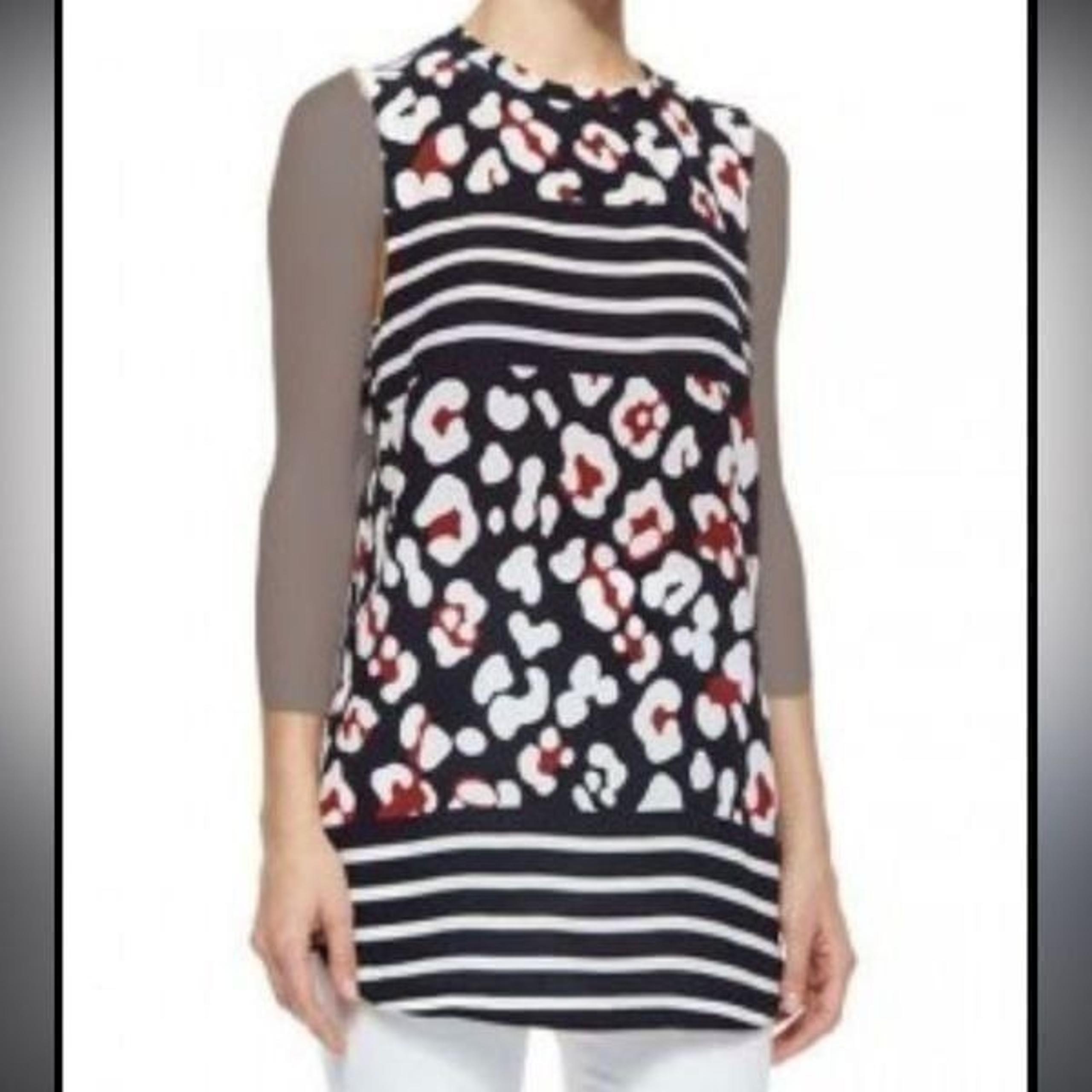 Valentino Red Silk Tunic Blouse Sleeveless Printed Size 6 IT 42