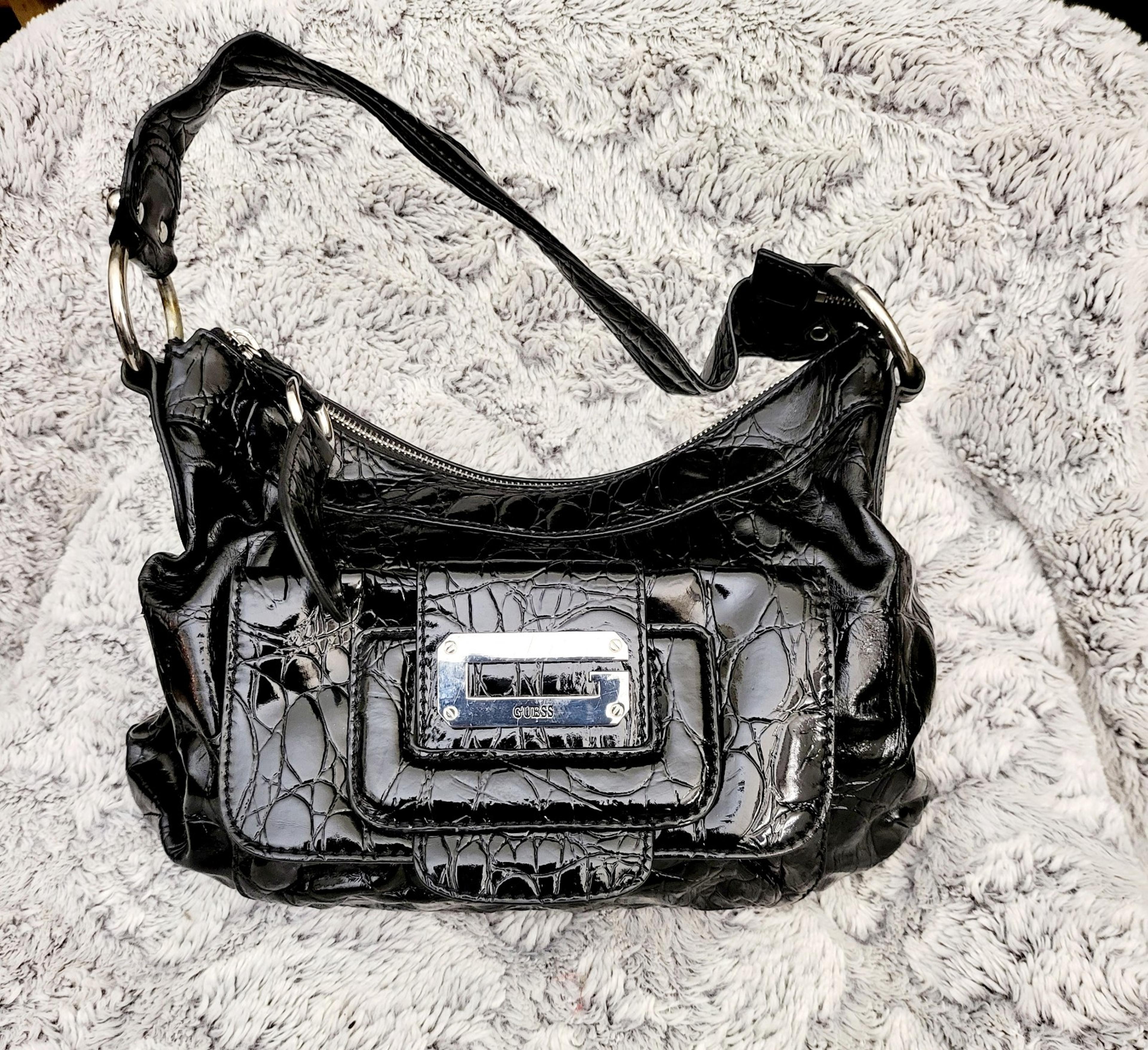 Guess patent leather Clearance