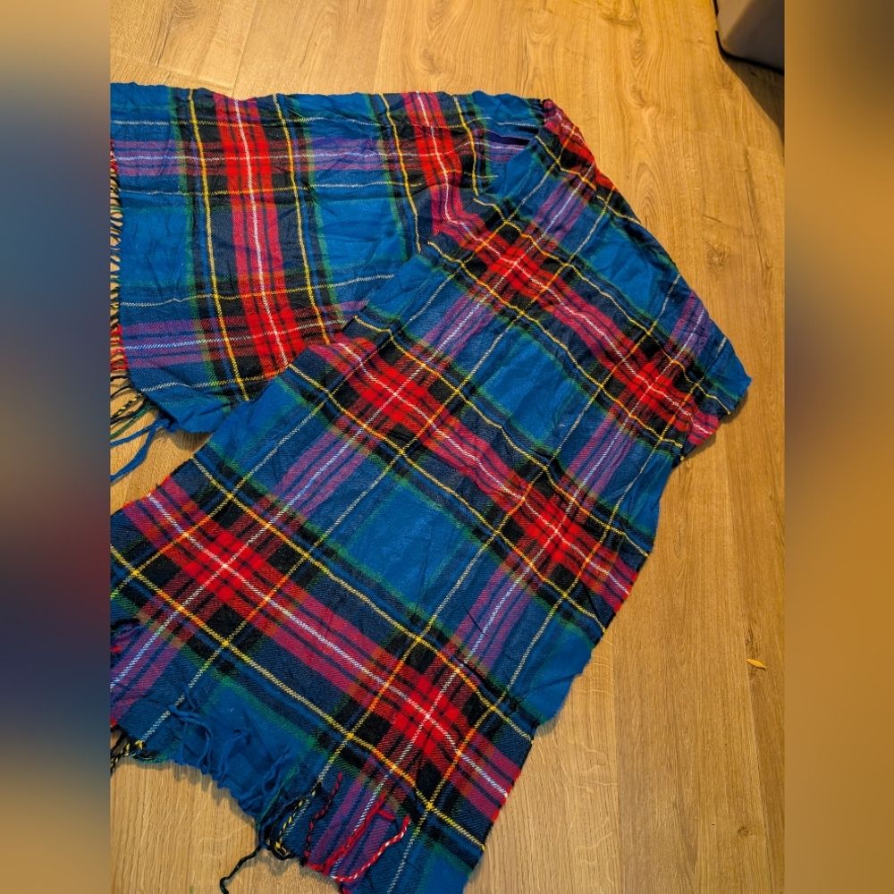 EUC Abercrombie & Fitch Fleece Scarf