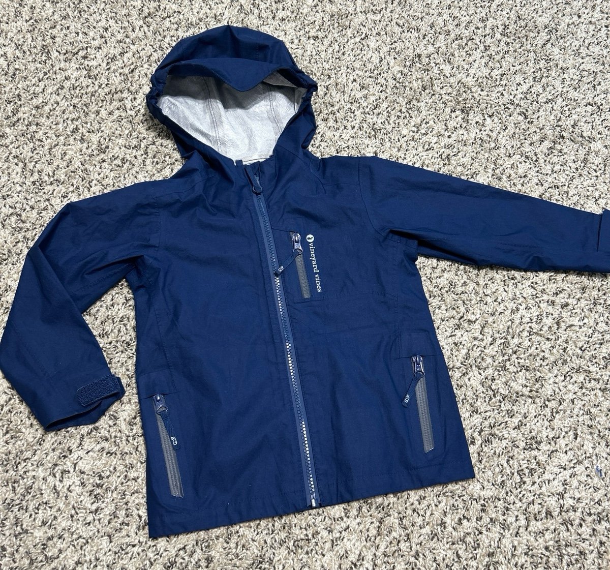 boys vineyard vines