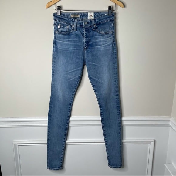AG Adriano Goldschmied Farrah jeans
