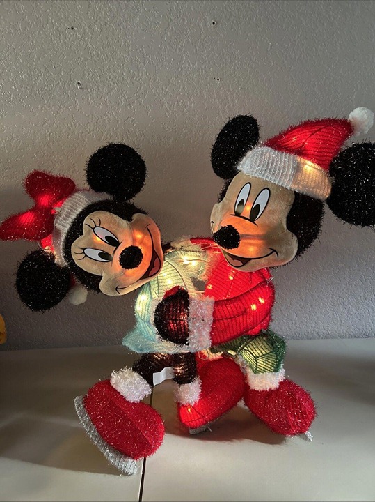 Disney Mickey and Minnie Christmas Lighted Tinsel Yard Sculpture Ice 30 w 32 t