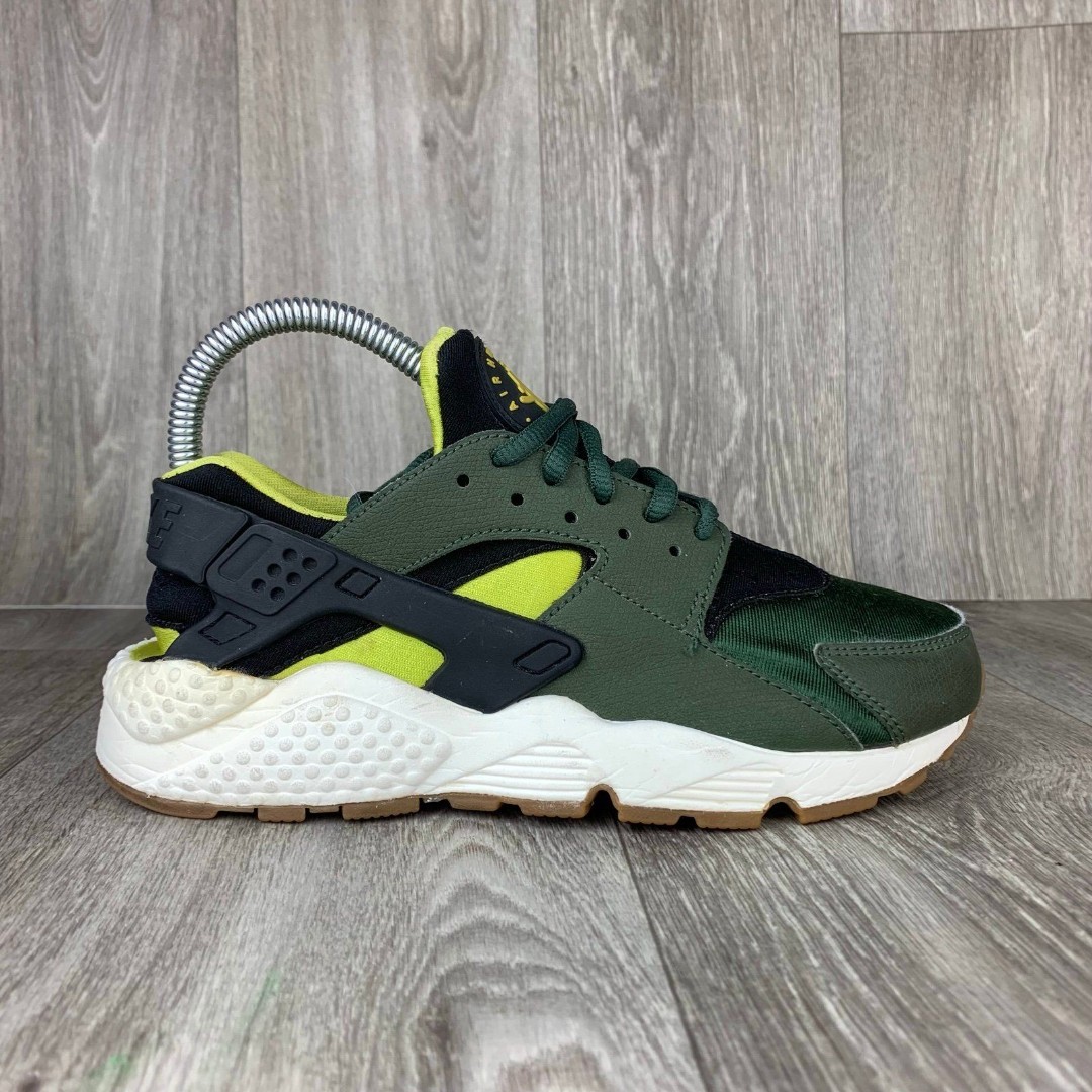 womens nike air huarache run carbon green trainers size 6