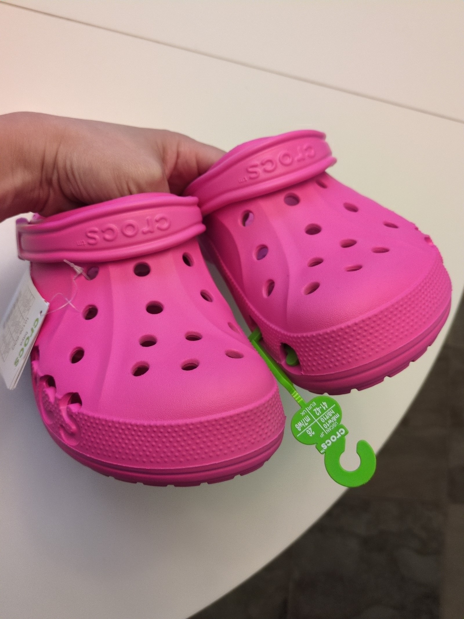 NWT Crocs pink baya clog