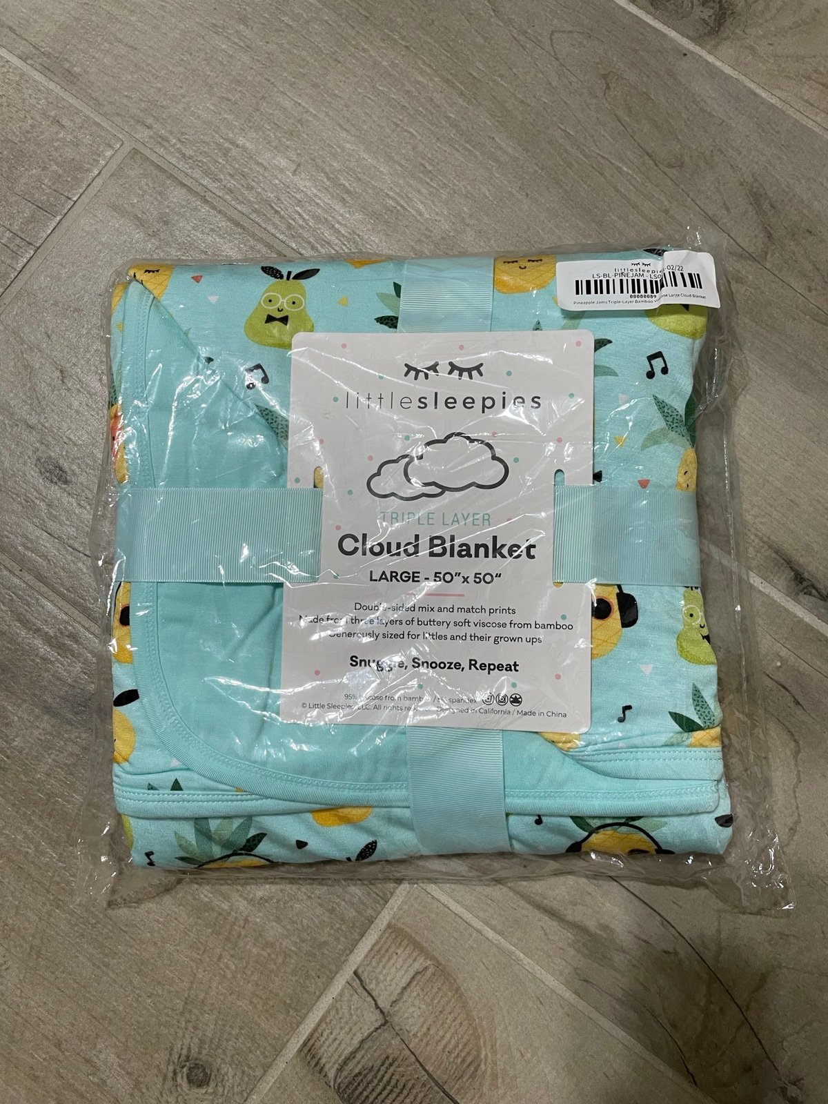 little sleepies Mint/Multicolor Pineapple Jams Cloud Blanket