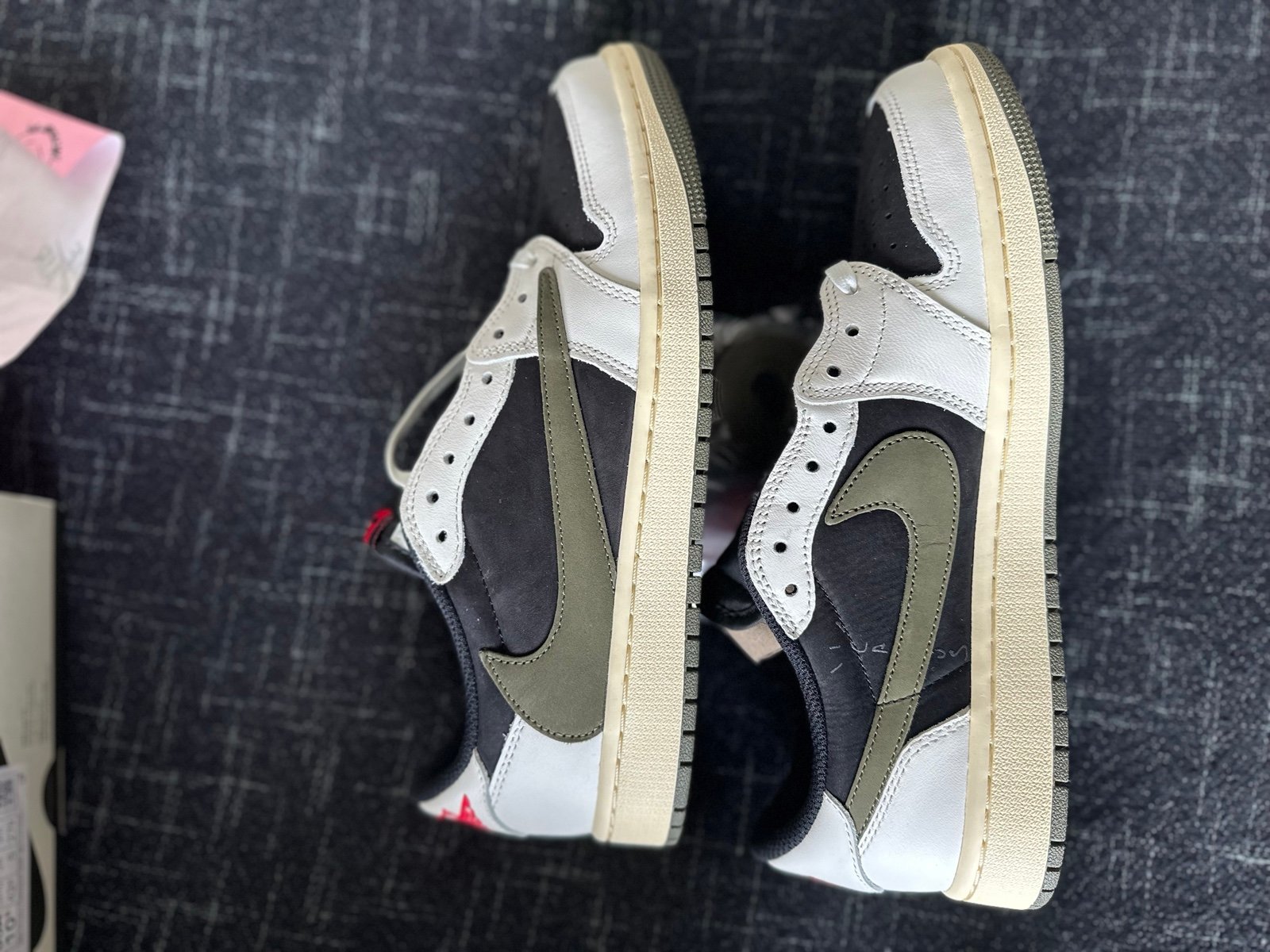 Air Jordan 1 Low Travis Scott OG Olive