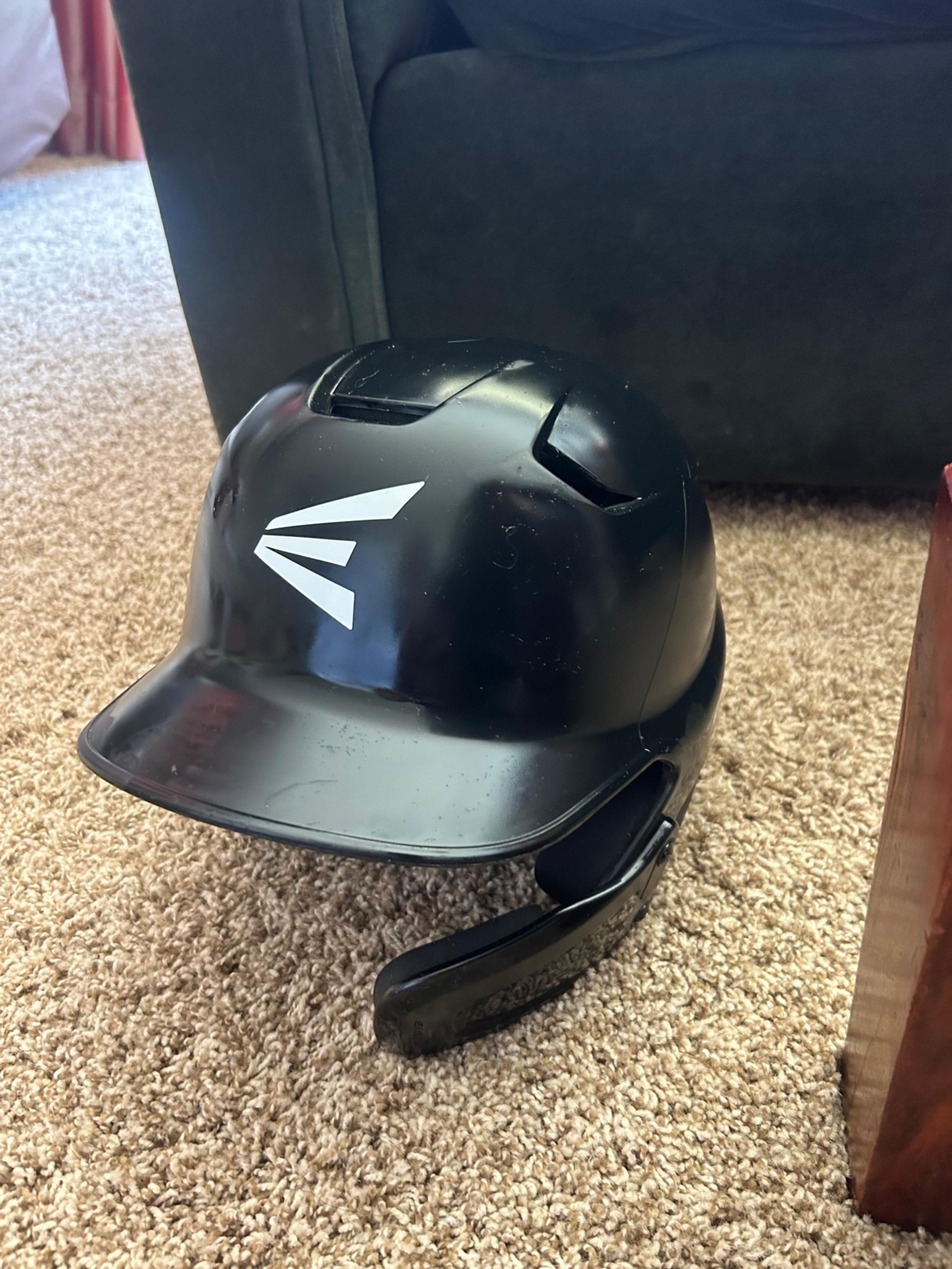 Easton Baseball Batting Helmet (Jaw Guard Included)