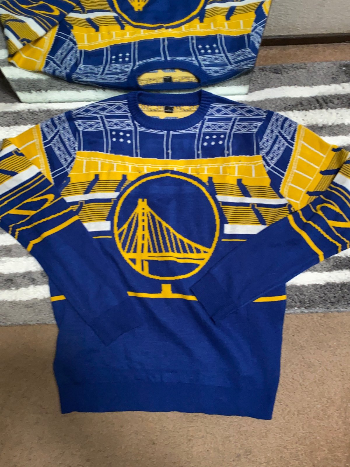 Holiday Golden State warrior sweater