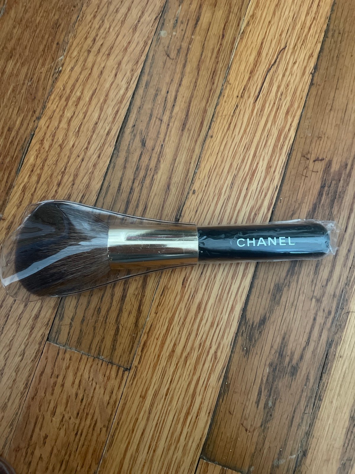 Chanel make up brush