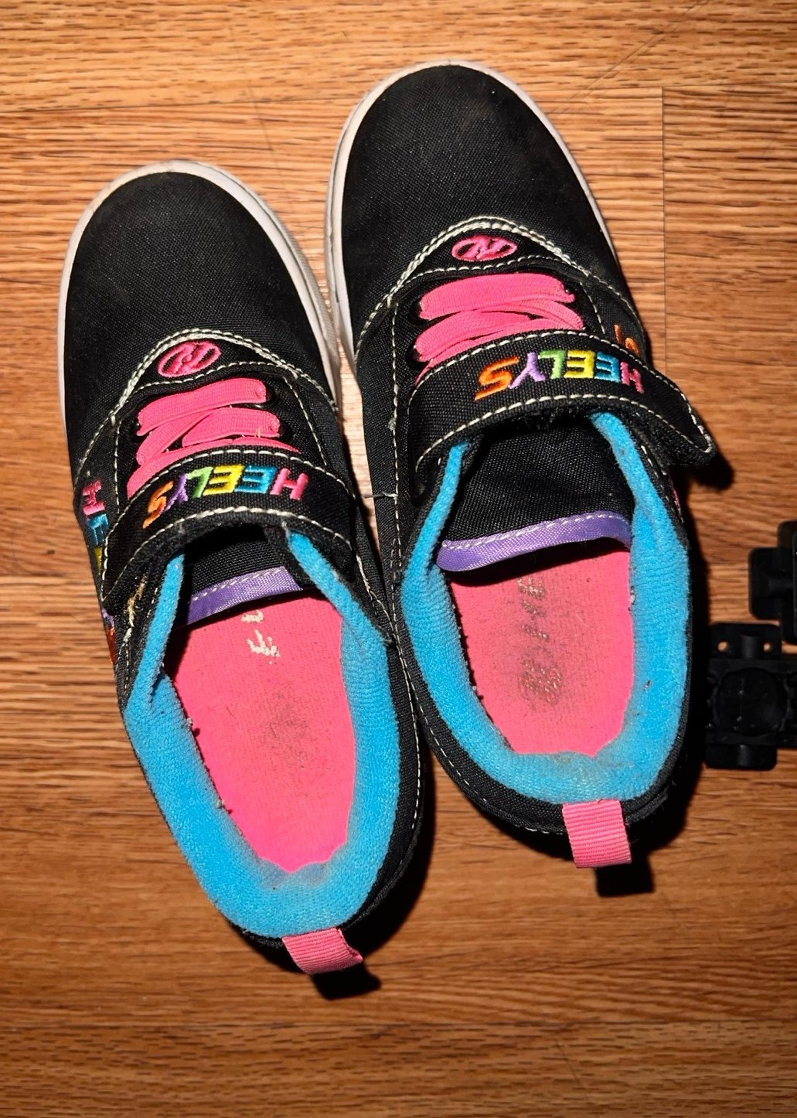 Girls Heelys size 12c