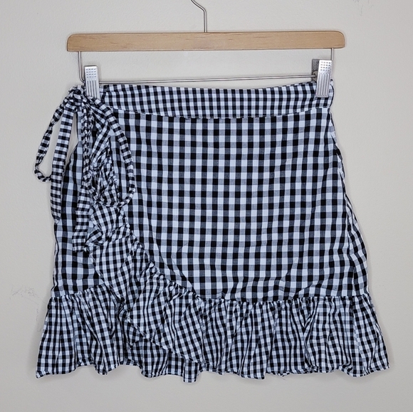 Lovers + Friends | Cinci Black White Gingham Ruffled Wrap Mini Skirt