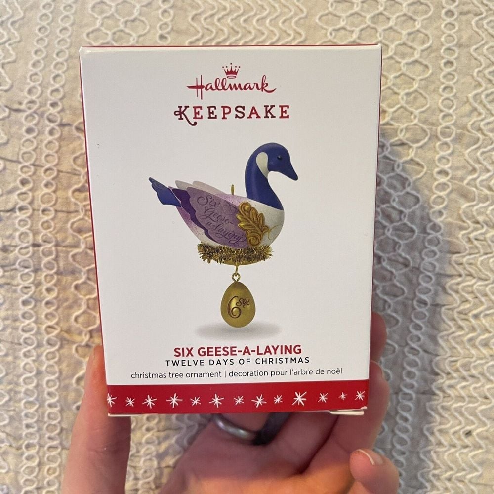 2016 Hallmark Six Geese-a-Laying 12 Days of Christmas #6 Ornament