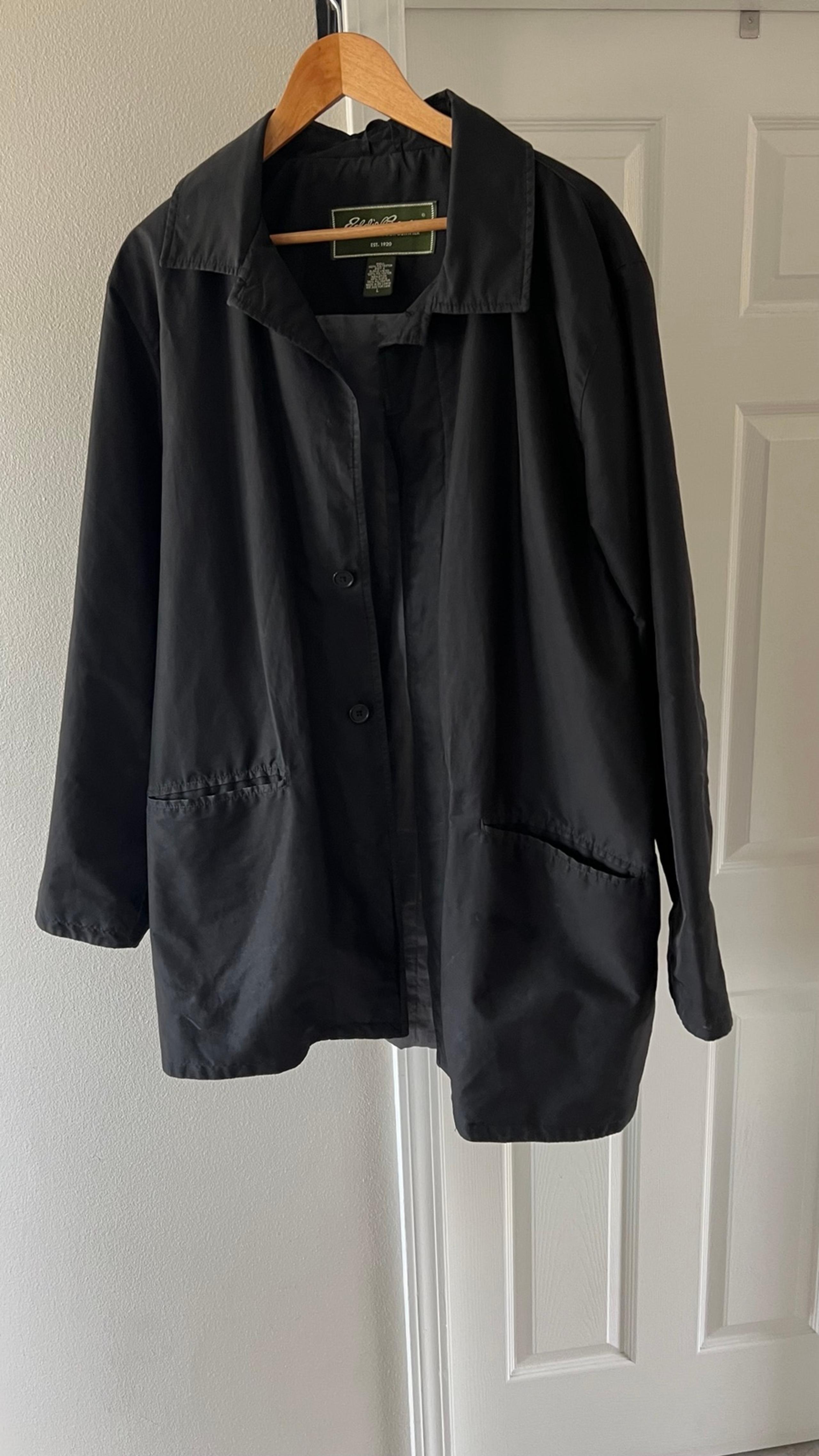 Men’s Eddie Bauer jacket L trench coat
