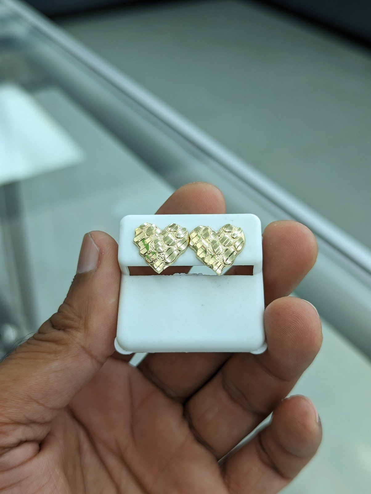 10kt Real Gold Nugget Heart Stud Earring