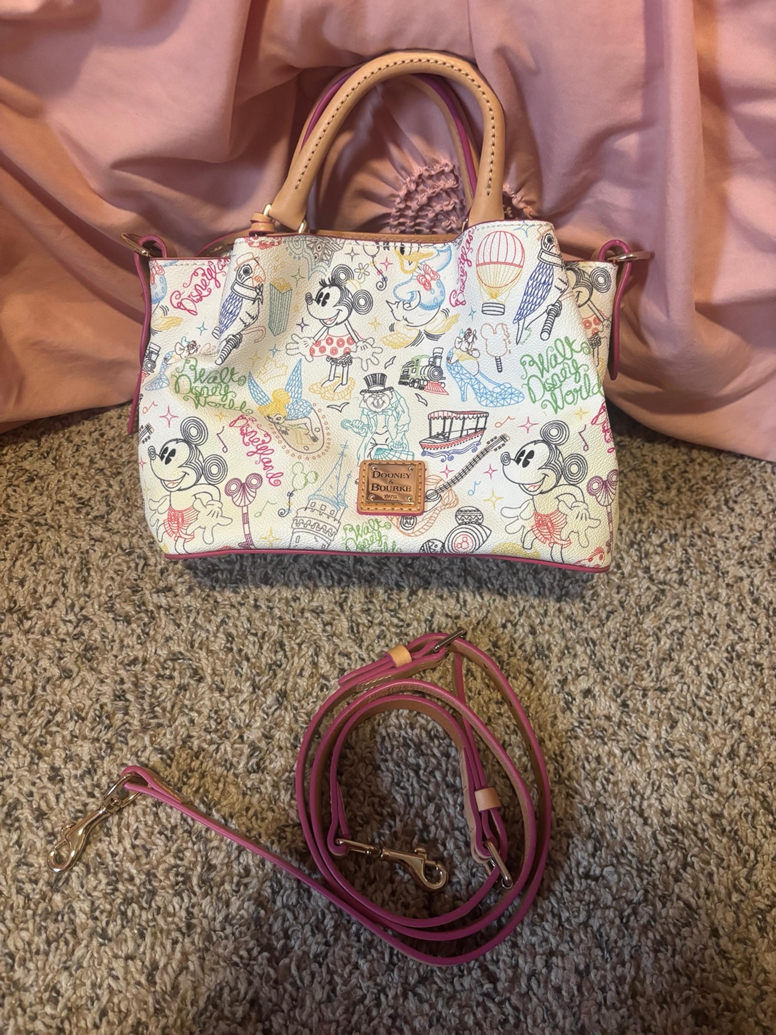 Disney Dooney and Bourke Passholder Exclusive Crossbody NWOT