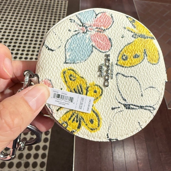 Last 2‼️Coach CAO48 Circular Coin Pouch With Butterfly Print