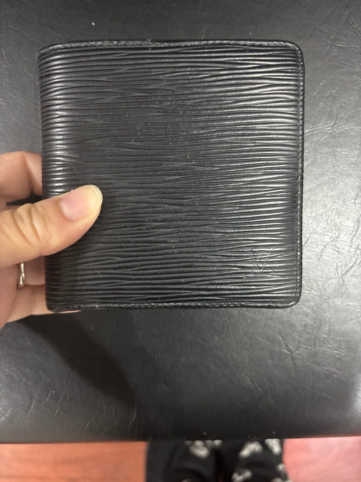 Lv epi wallet