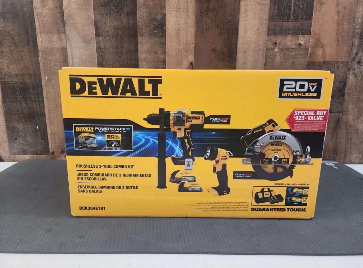 DEWALT DCK304E1 20V MAX 3-Tools combo with 5.0 Ah Battery and 1.7 Ah Battery NEW
