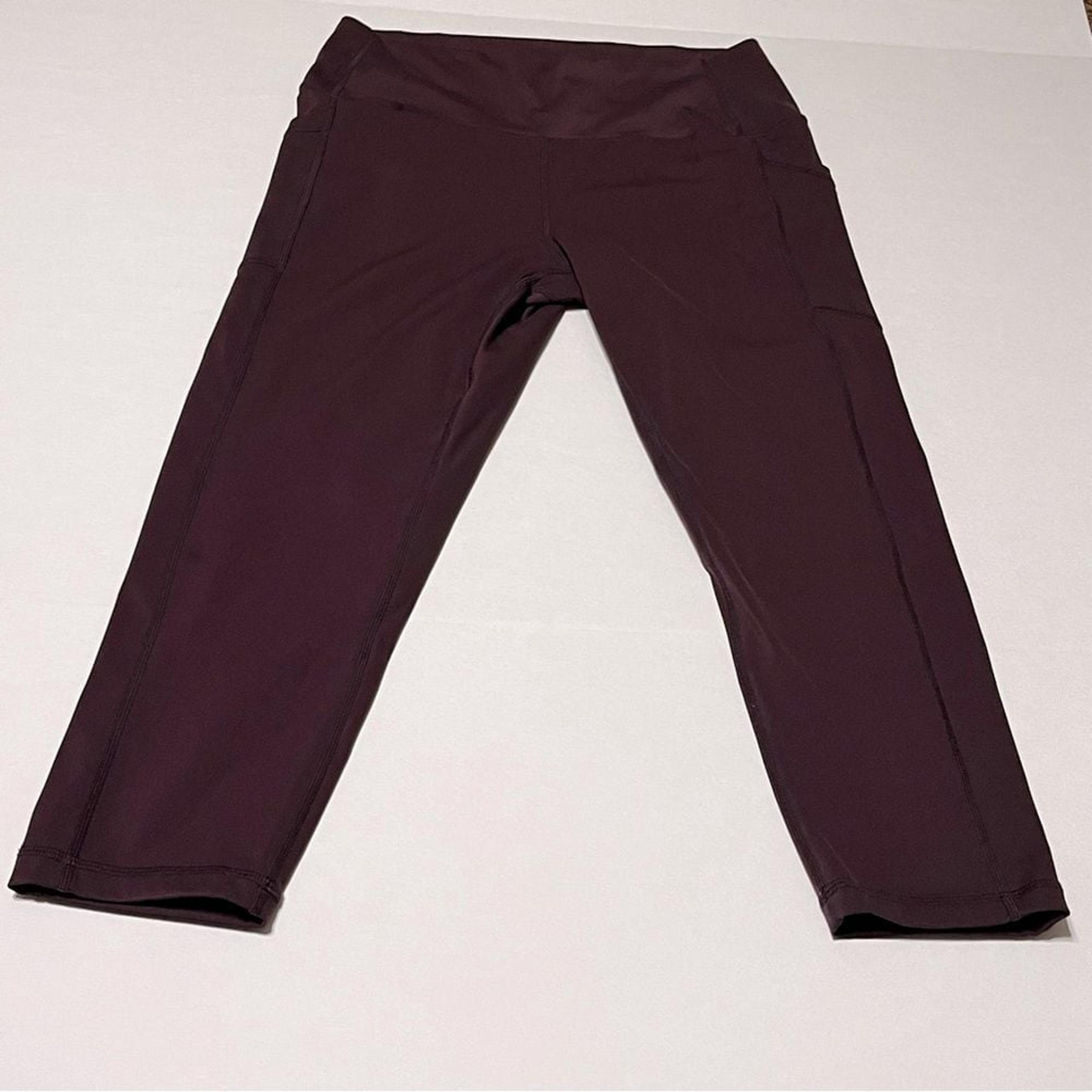 ZYIA Active Womens Size 12 Purple Capri Leggings Cropped Athletic Activewear Gym