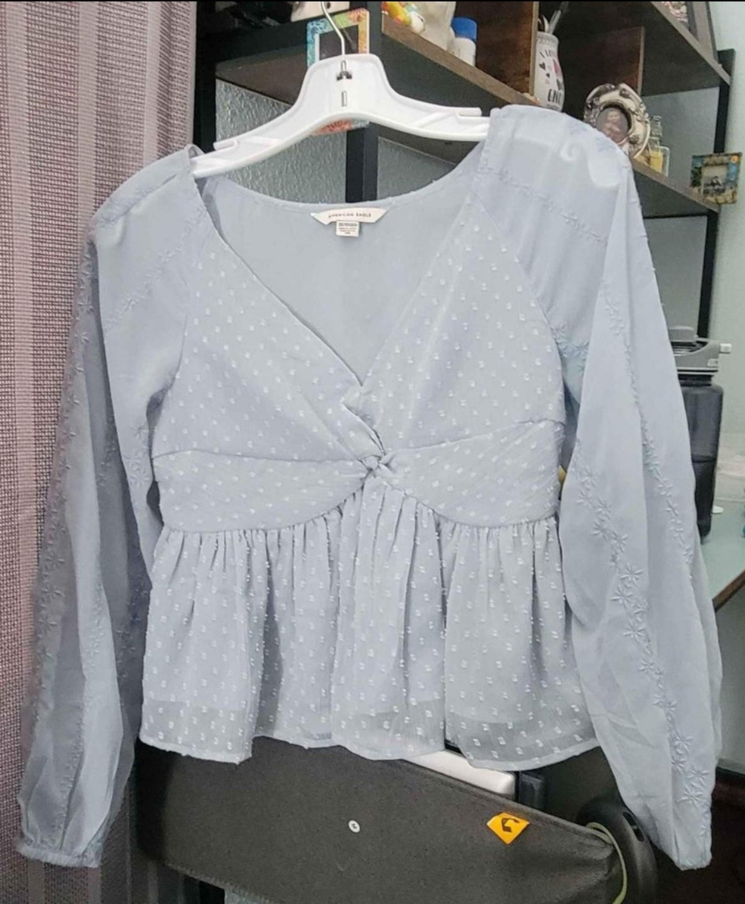 Women's xs blue floral embroidered blouse