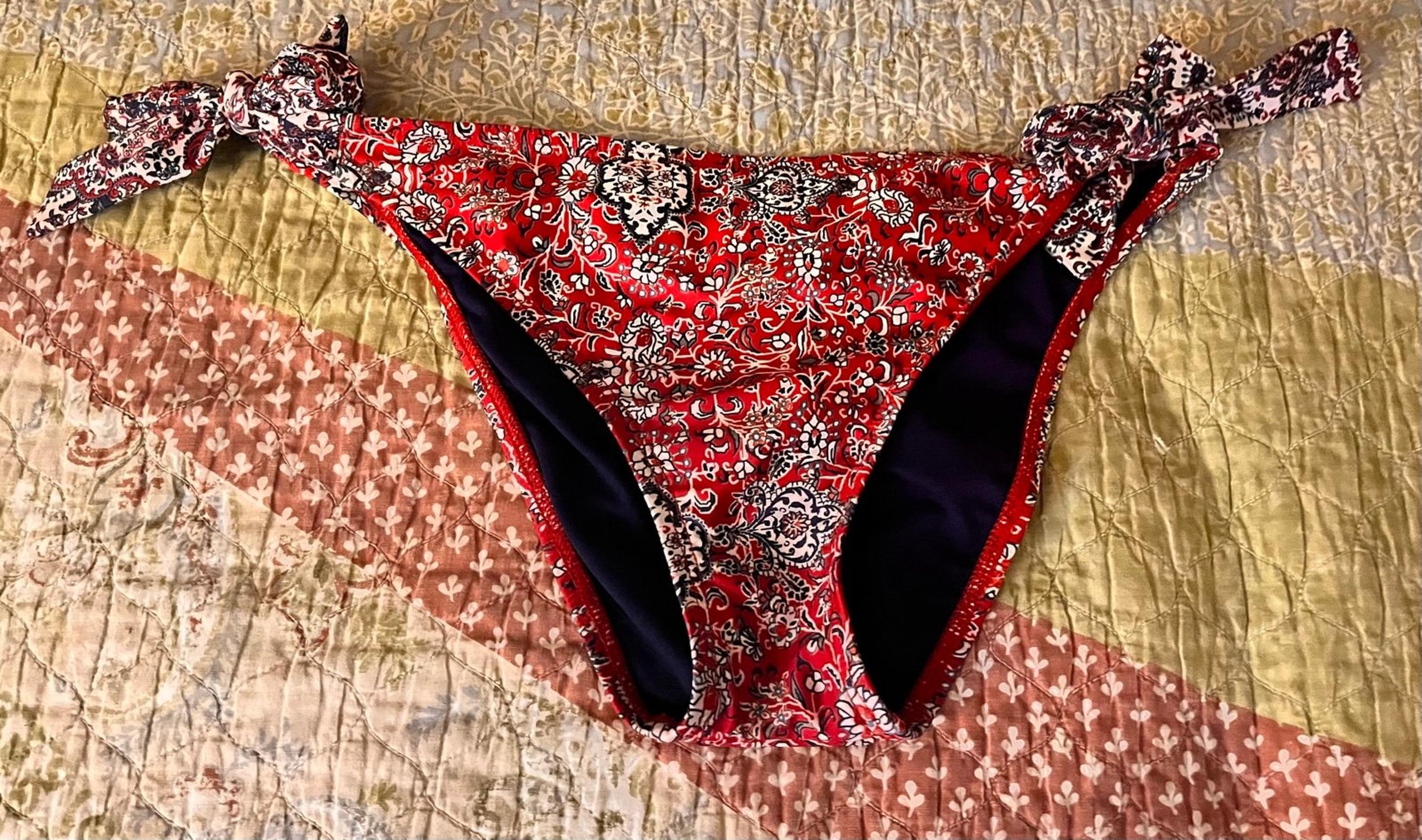 LN Lucky Brand Red Floral Tie Sides Bikini Bottoms~sz. L
