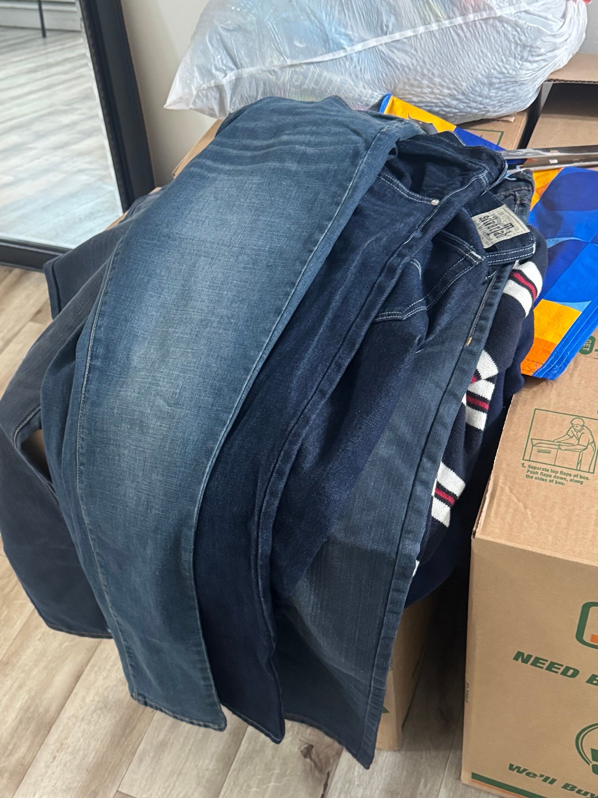 Bundle of crew necks and jeans everything all need to go selling all in a bundle