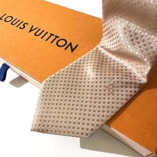 Excellent Condition Louis Vuitton Silk Tie 100%