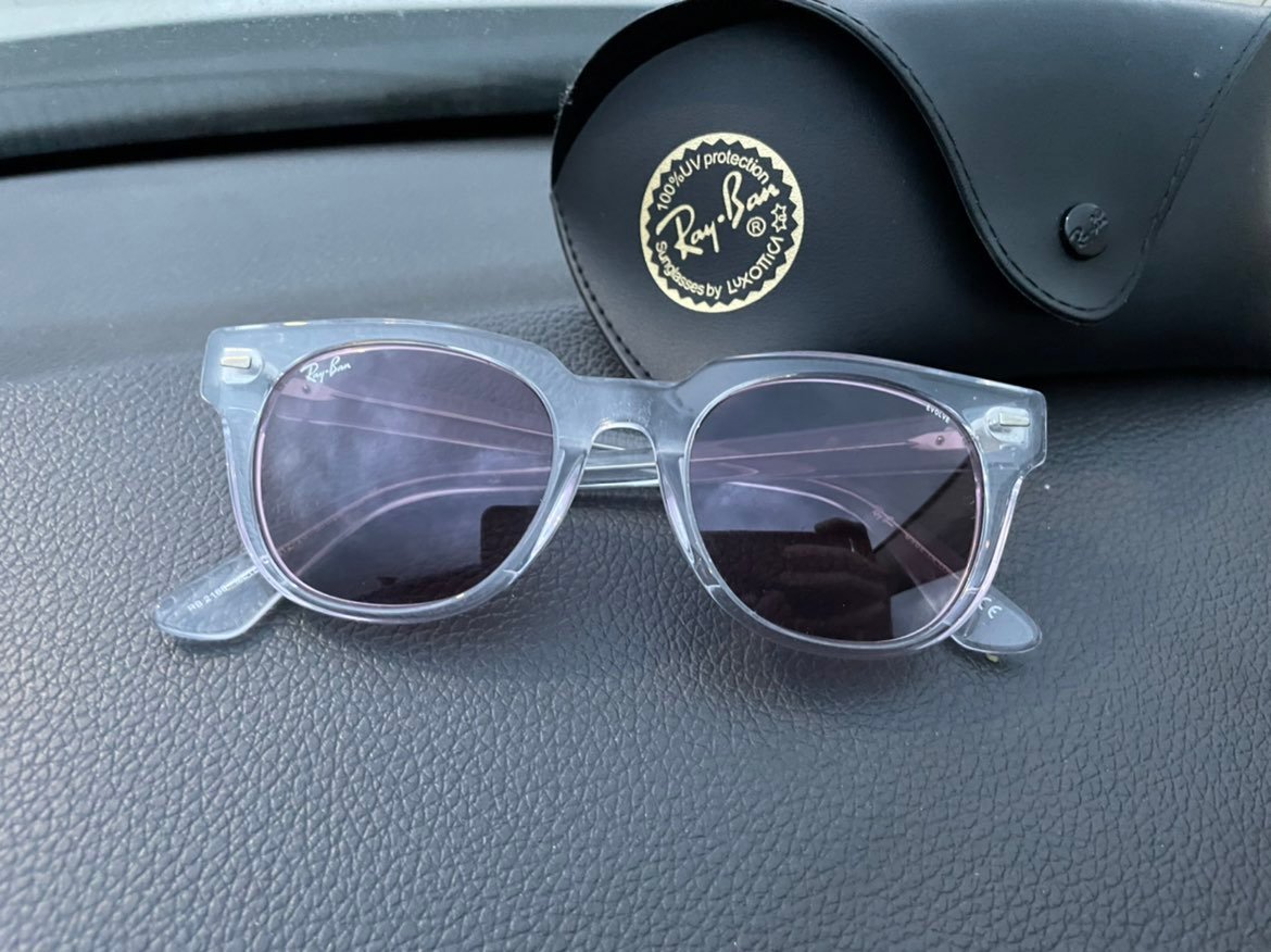 Ray-Ban