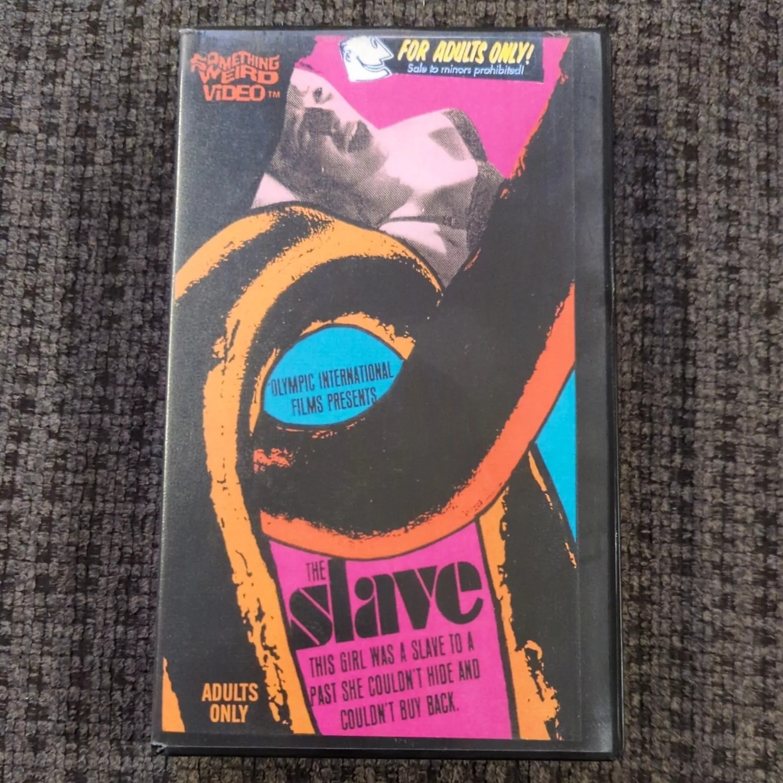 VHS - the slave (1967). something weird video. Clamshell