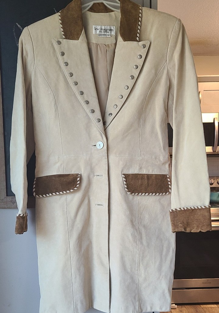 Vintage Lew Magram Western Tan Suede Leather Coat Big. Women Size 10