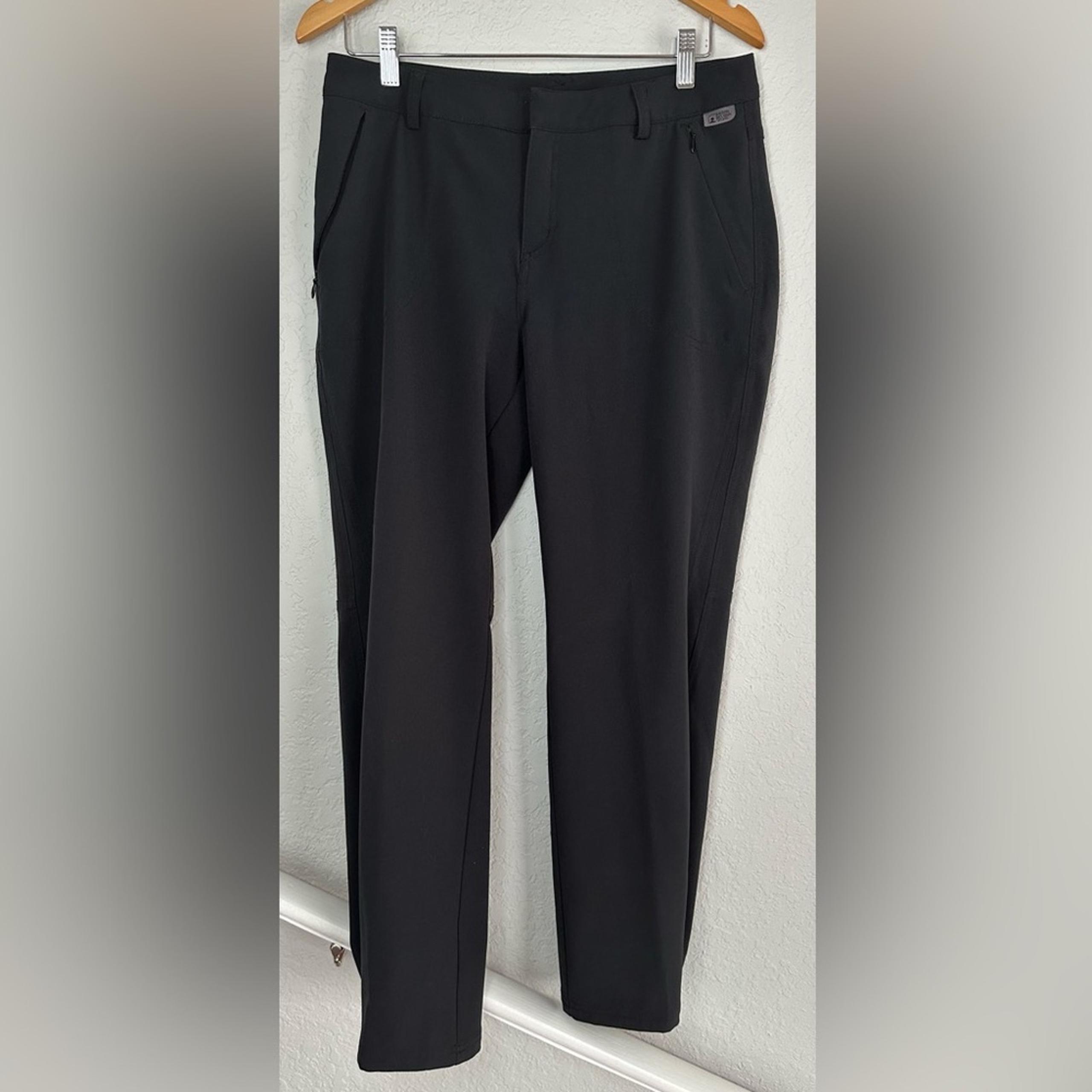 EMS Black Athletic Hiking Pants Convertible Hem Size 8 Short Cargo Gorpcore