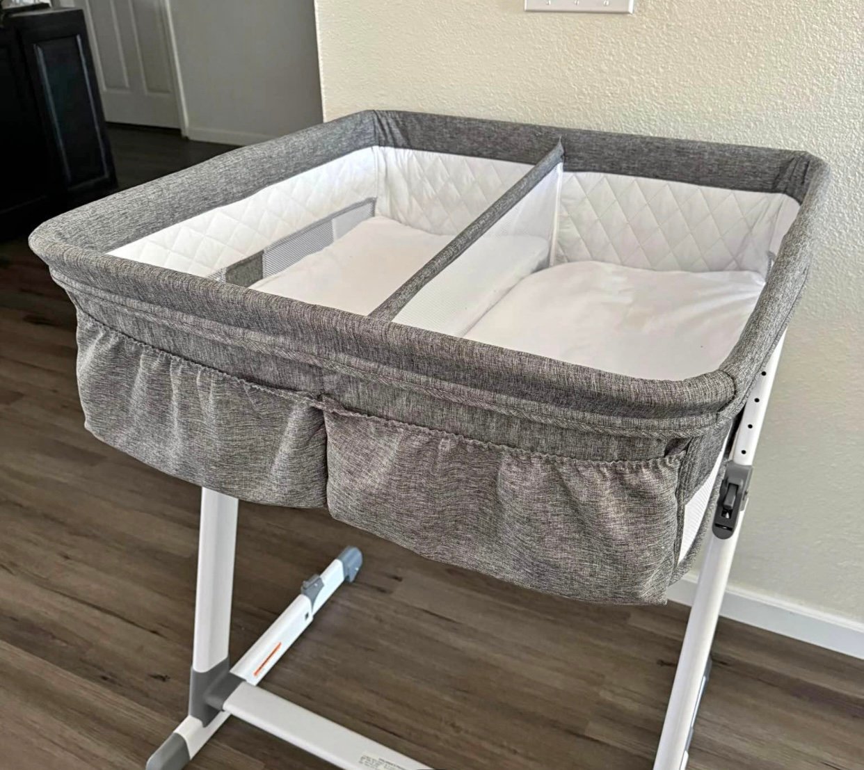 Simmons Kids Twin Bassinet