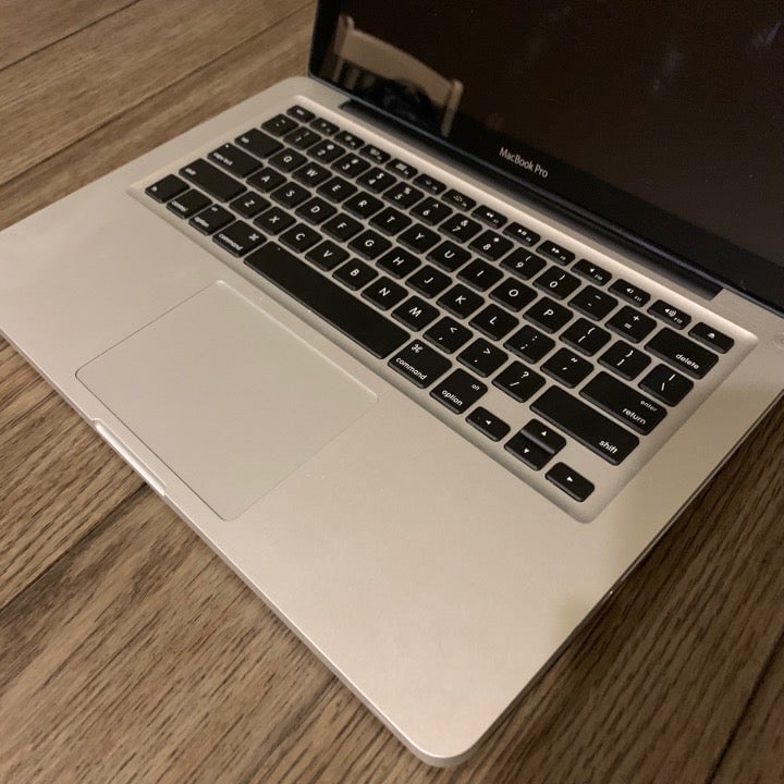 Apple MacBook Pro (13”, Mid 2012) with OS Catalina, i5, 2.5 Apple MacBook Pro (13”, Mid 2012) with OS Catalina, i5, 2.5