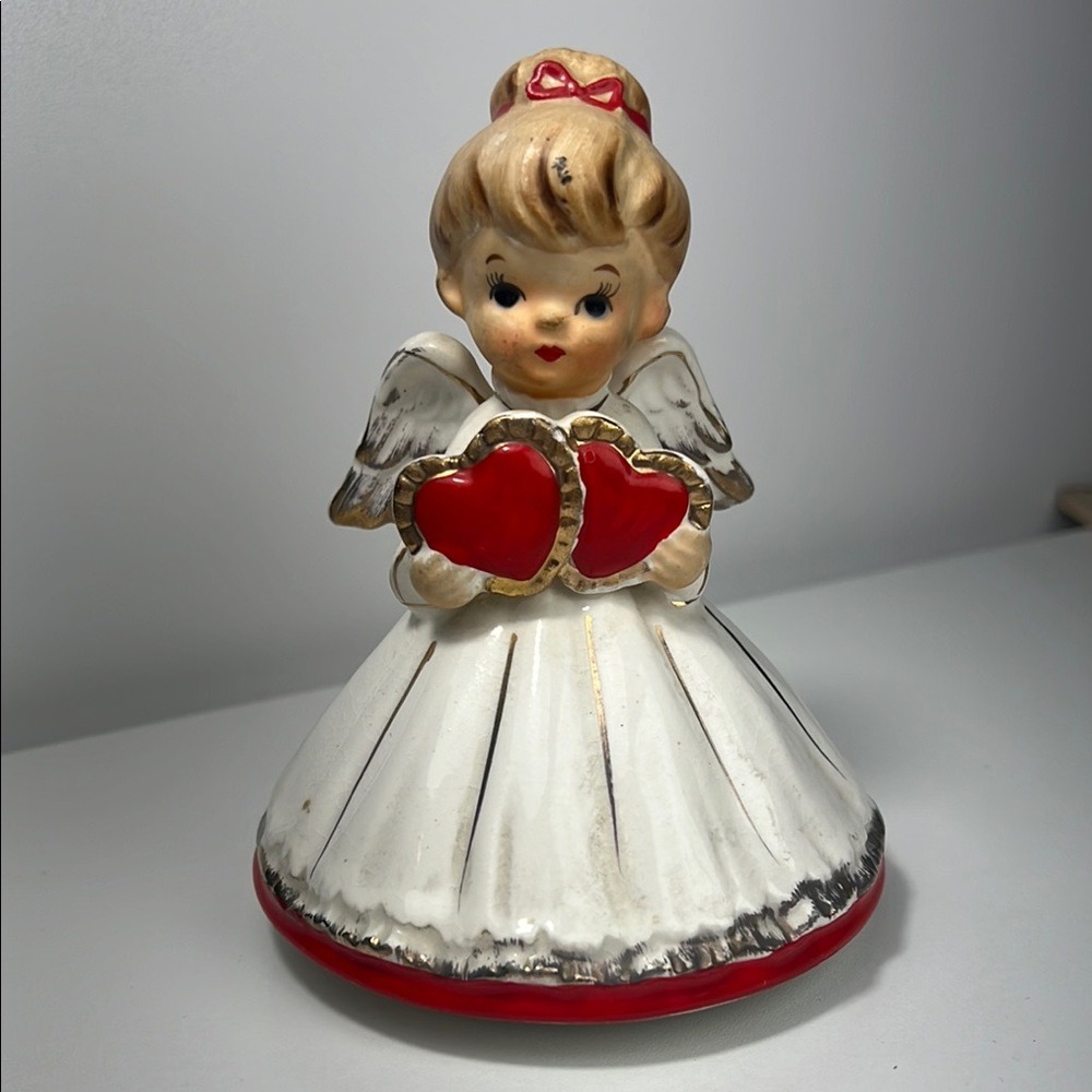 Lefton Vintage Angel Figurine with Red Hearts. Music box