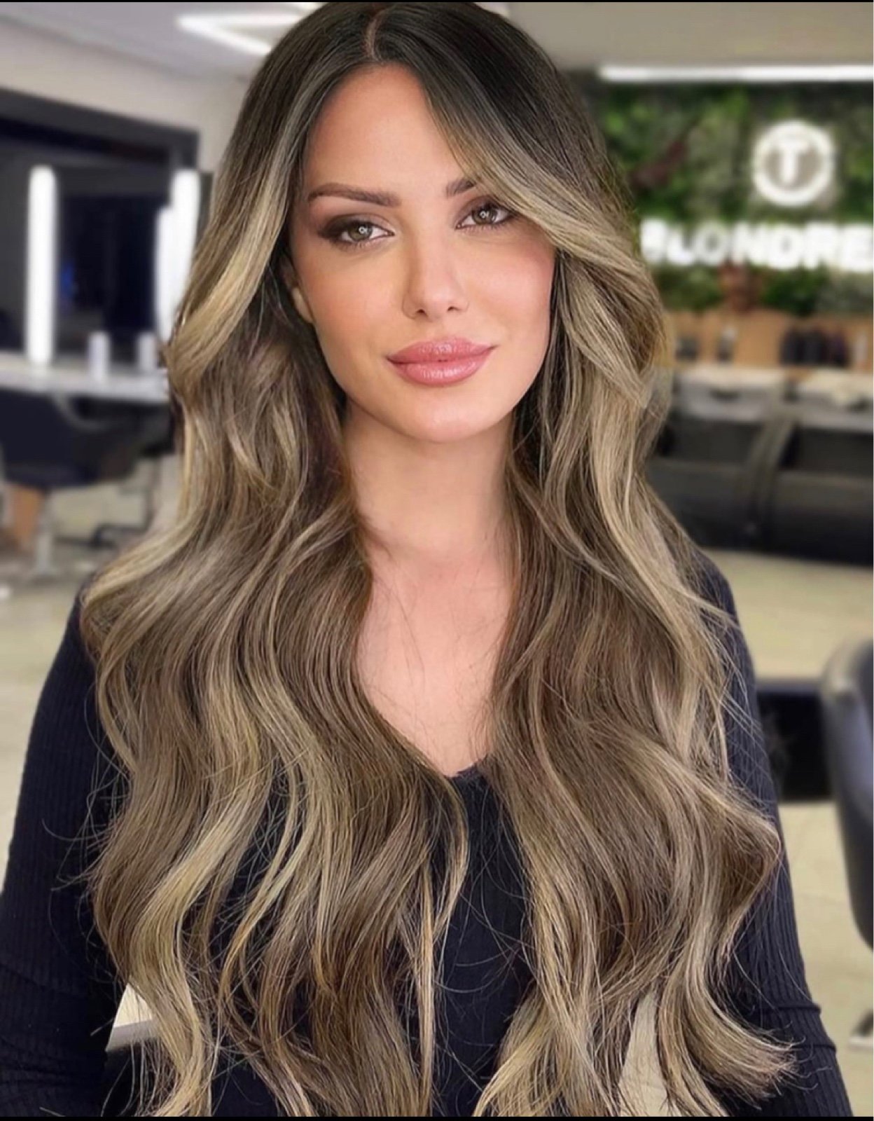 Long Wavy Ombre Blonde Synthetic