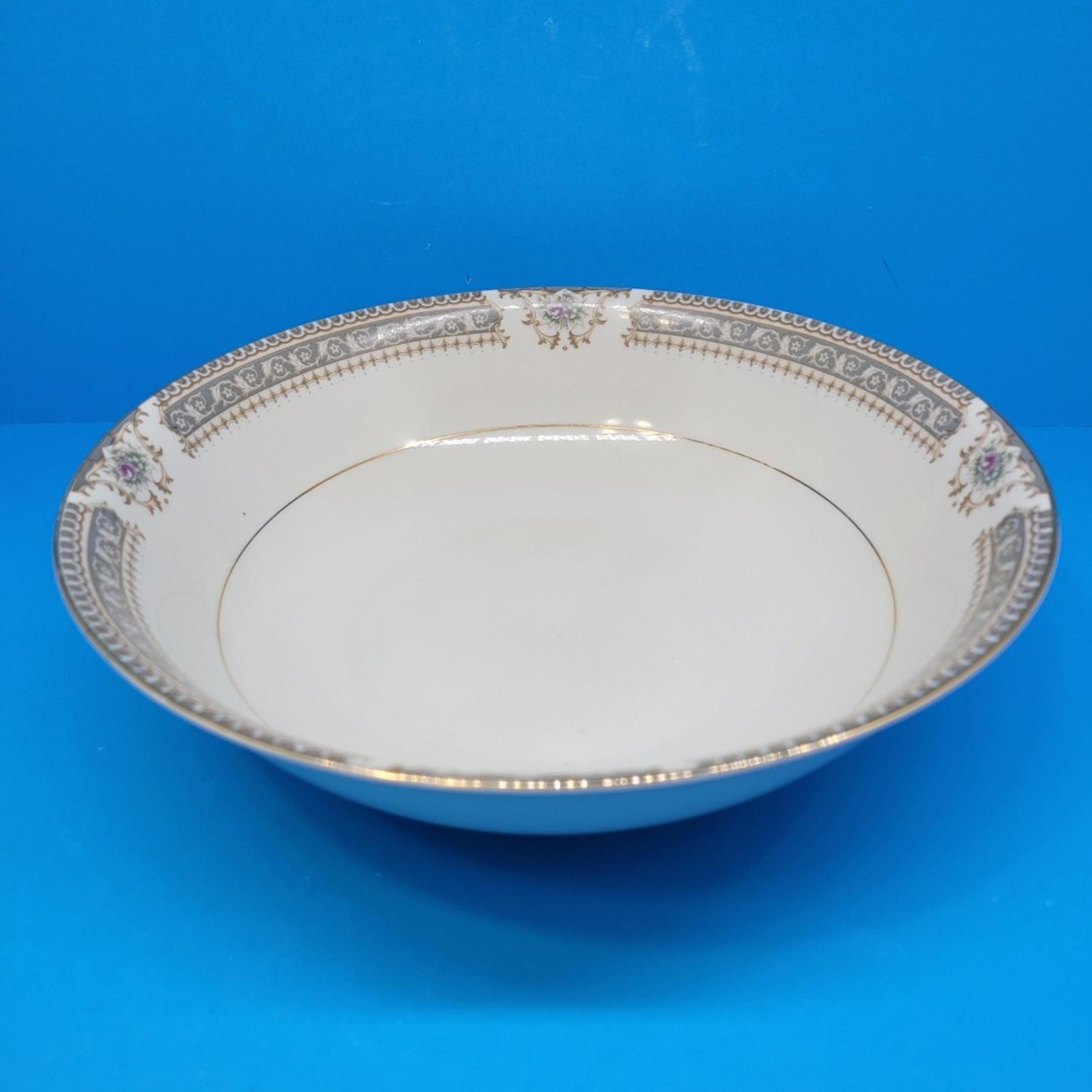 Mikasa Richelieu 9 1/4" X 2 1/2" Round Vegetable Serving Bowl VGC