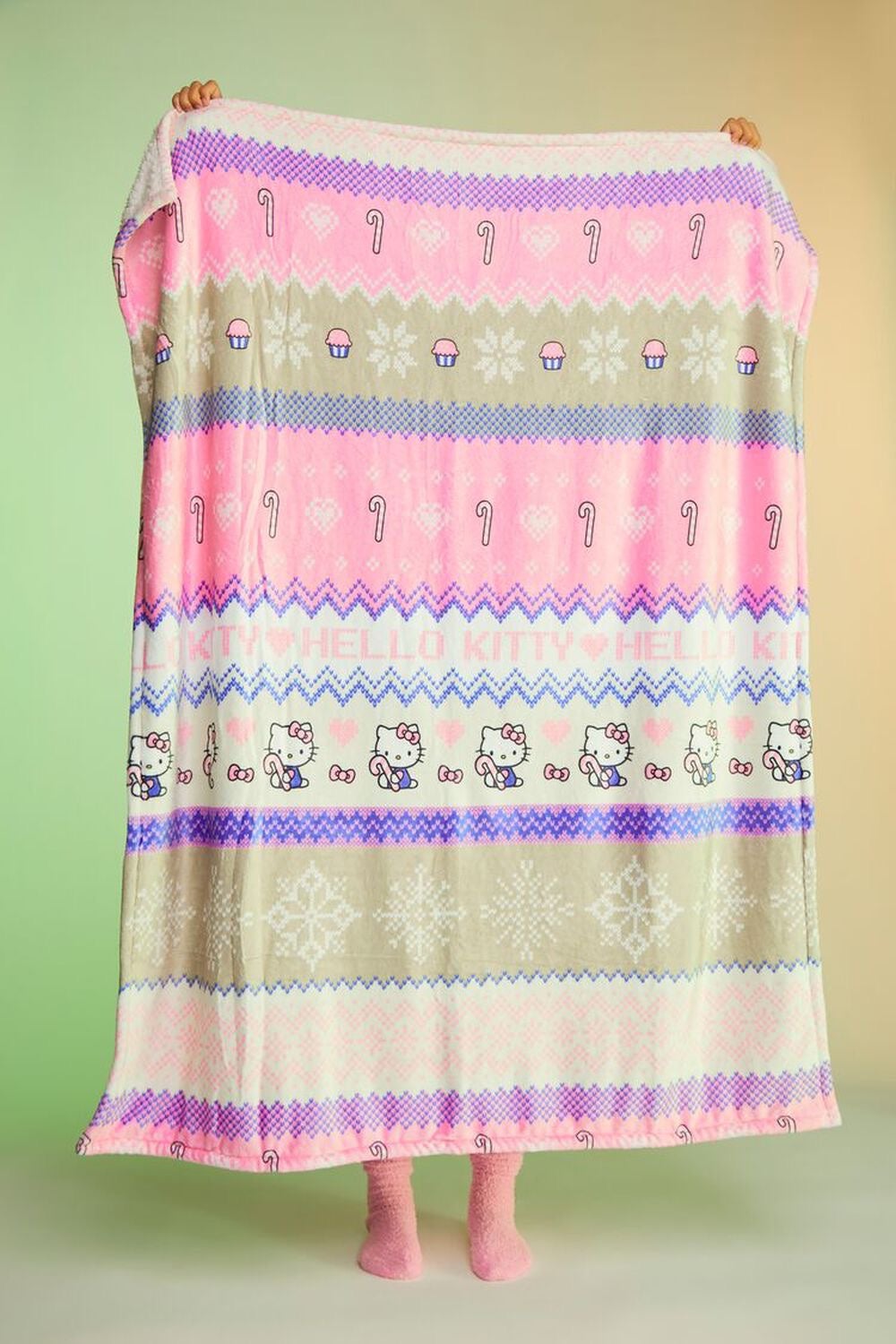 Hello Kitty x Forever 21 Pastel Holiday Blanket Kawaii Cute Pink Christmas