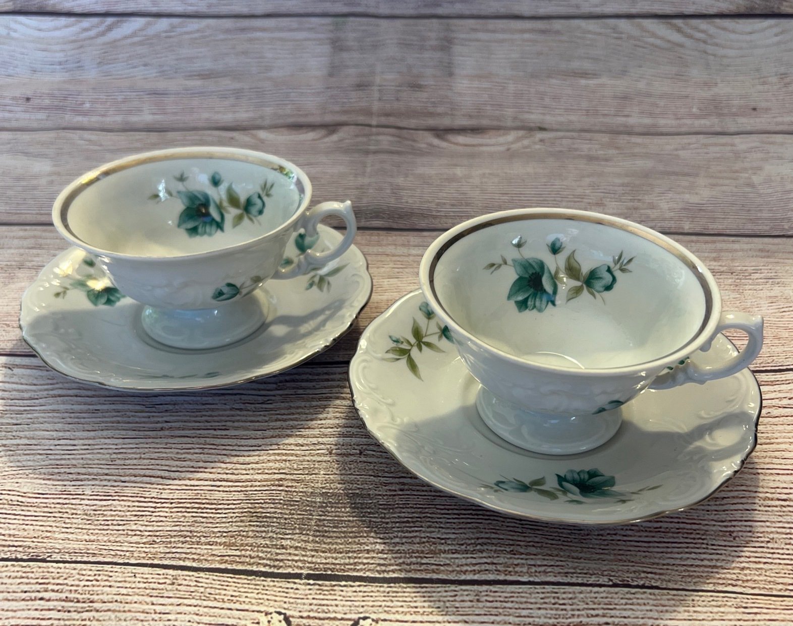 Walbrzych China Morning Pattern Footed Cups Saucers Set Made In Poland 4 pieces