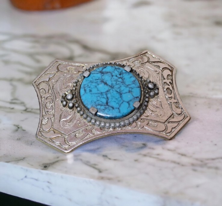 belt buckle