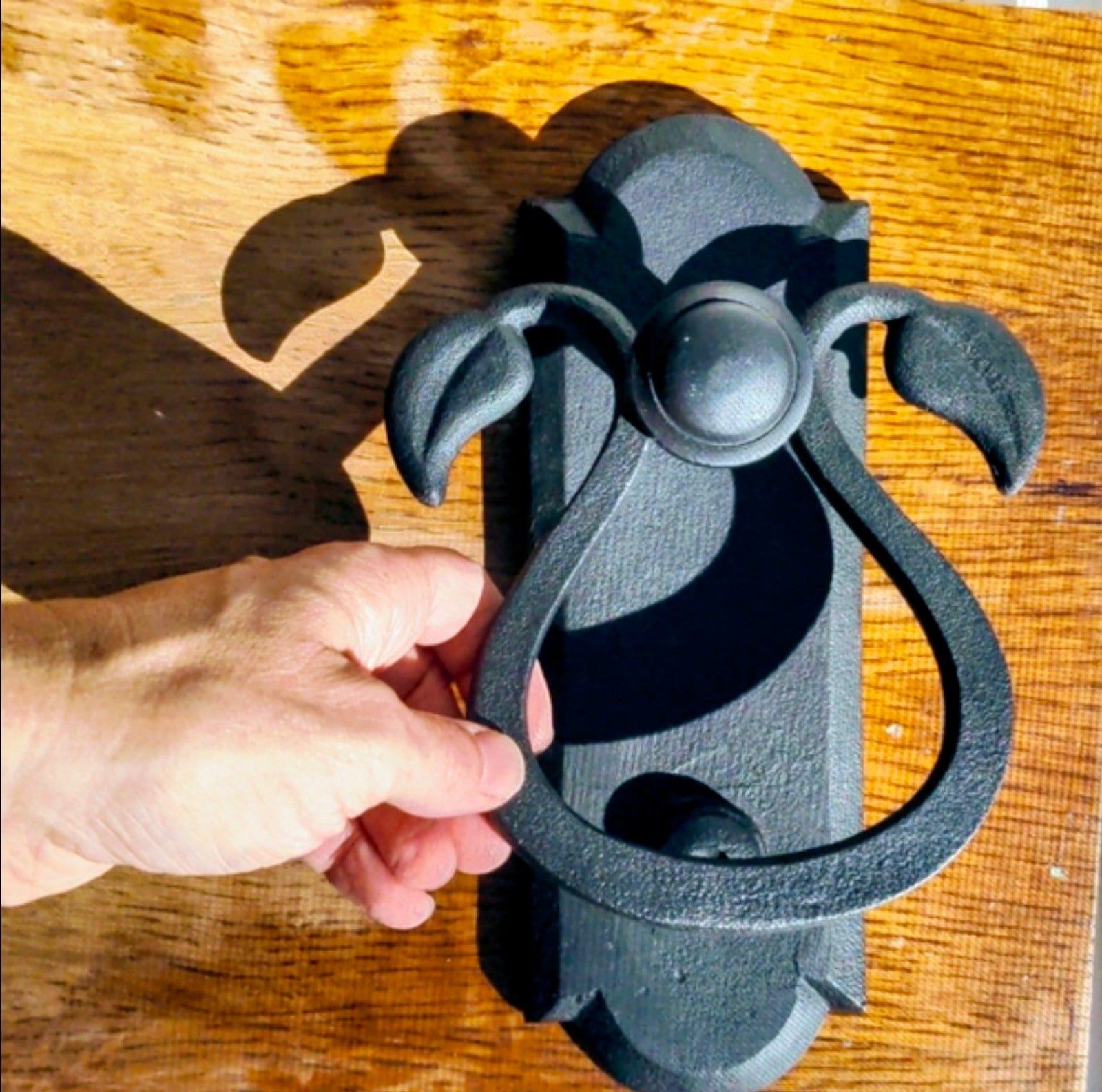 Pottery Barn Doorknocker stunning cast iron bronze leaf NWOT (was 150)