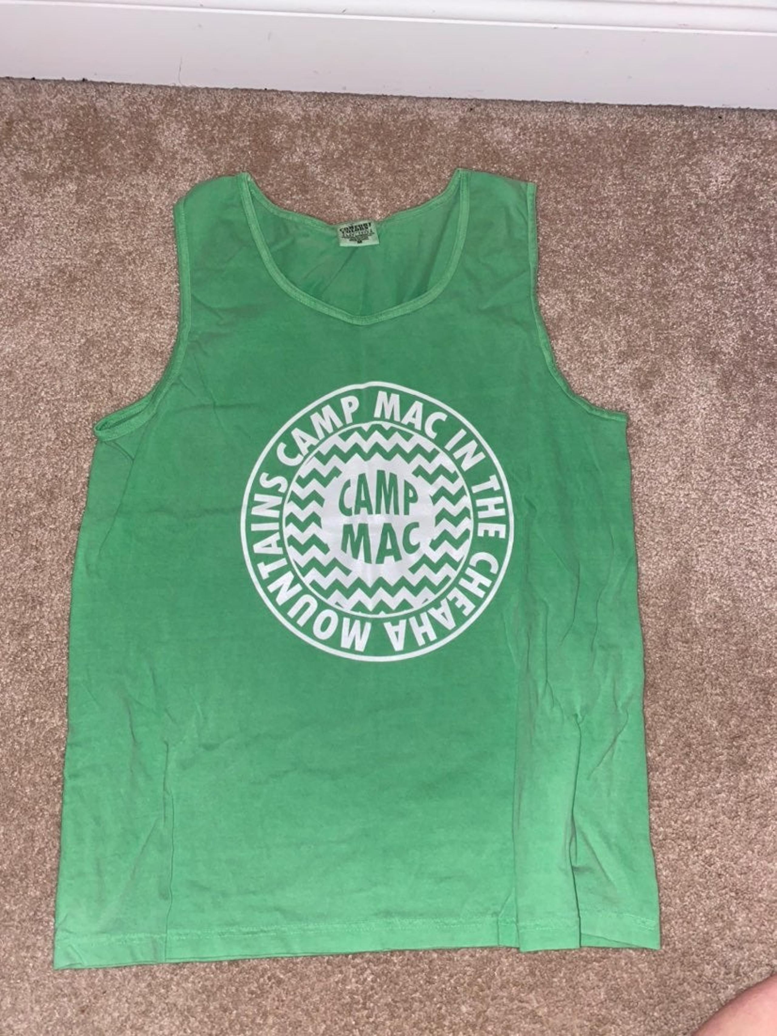 Green comfort colors Tank Top