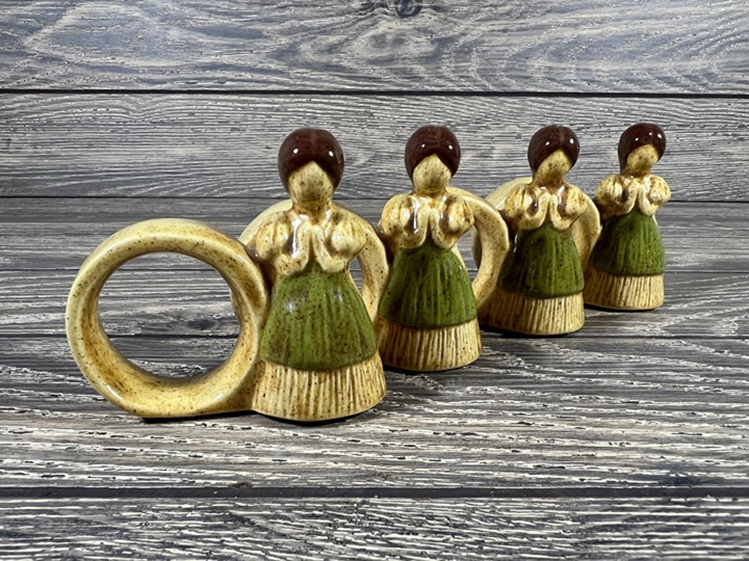 Corn Husk Girl Napkin Ring Set of 4
