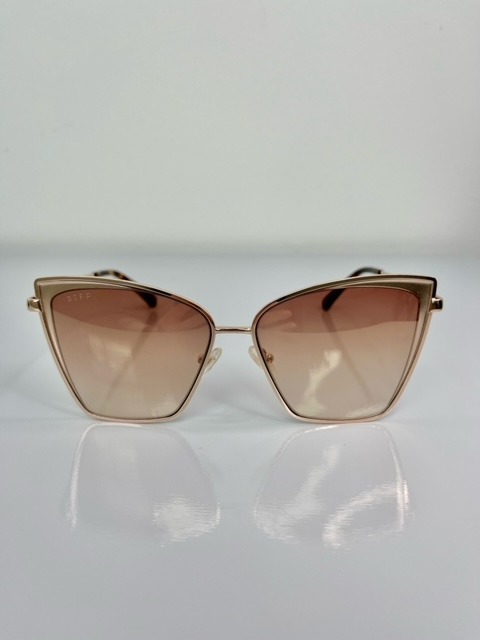 Diff Becky cat eye Gold Flash Brown Gradient Sunglasses