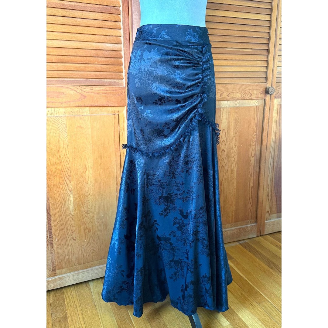 Gothic Victorian Flower Satin Gathered Side Mermaid Maxi Skirt S-M