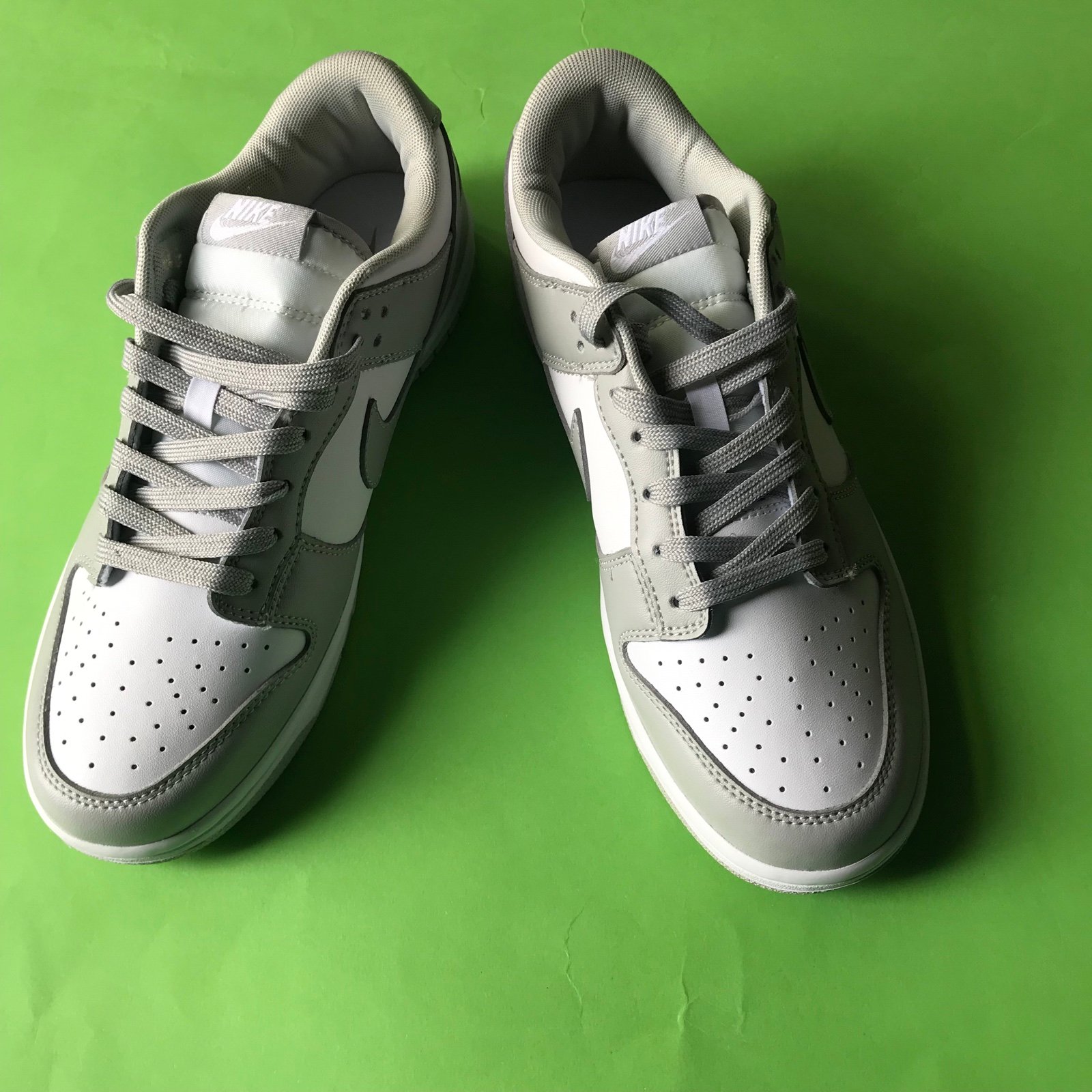 Nike Dunk Low US Size 8 men’s sneakers